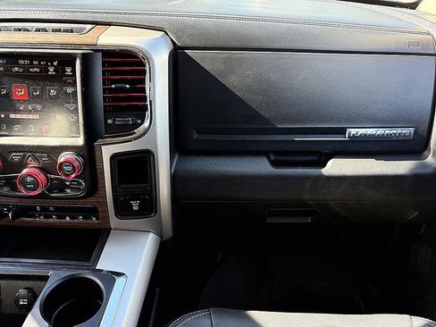 Used 2014 RAM 1500 Laramie w/ Convenience Group image 14