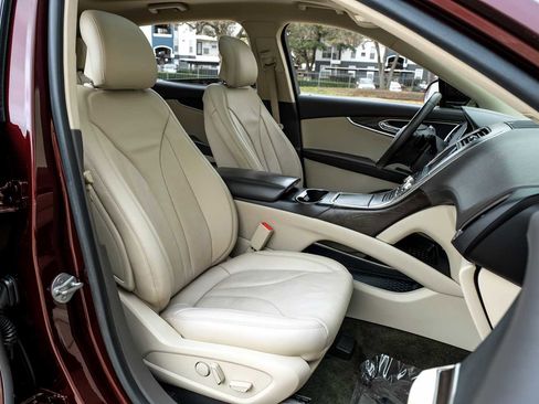 Used 2017 Lincoln MKX Reserve image 35