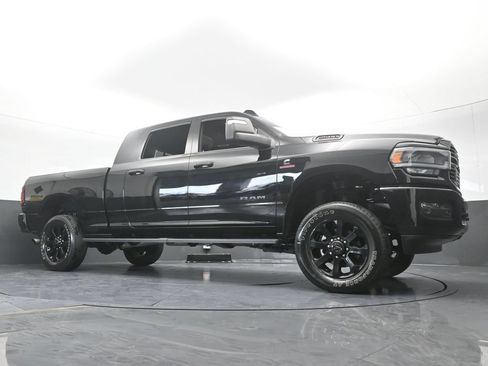 Used 2024 RAM 2500 Laramie w/ Night Edition AWD/4WD image 65