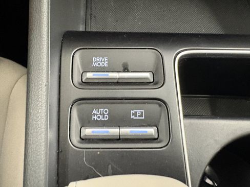 Used 2025 Hyundai Sonata SEL FWD image 18