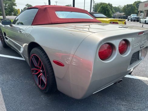 Used 2002 Chevrolet Corvette Convertible w/ Preferred Equipment Group2 image 5
