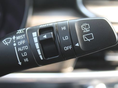 Certified 2022 Kia Telluride SX w/ SX Prestige Package AWD/4WD image 38