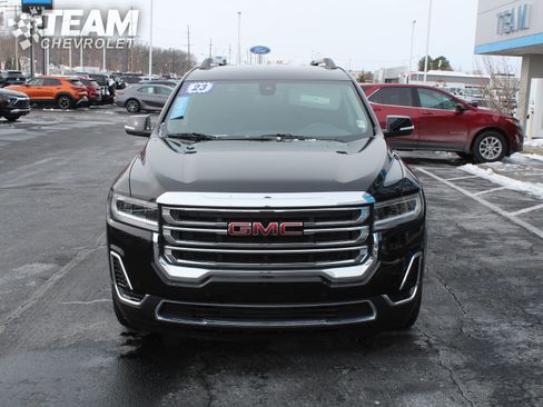 Certified 2023 GMC Acadia SLE w/ Driver Convenience Package image 9