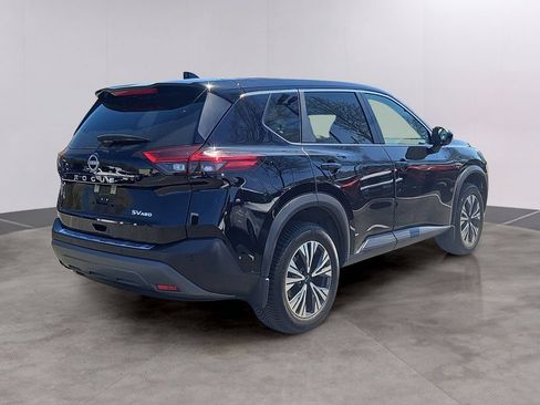Used 2023 Nissan Rogue SV AWD/4WD image 4