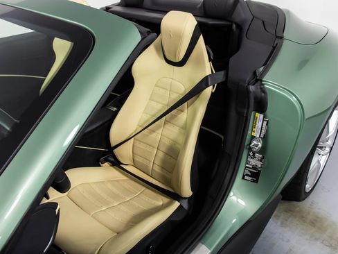 Certified 2024 Ferrari Roma Spider RWD image 6