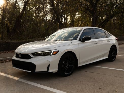 Certified 2025 Honda Civic Sport Touring image 5