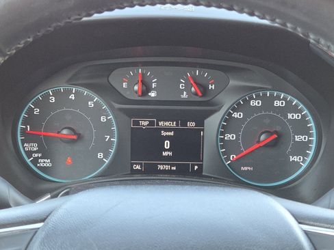 Used 2018 Chevrolet Equinox LT image 26