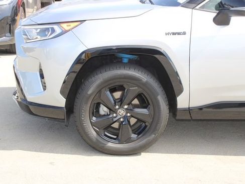 Used 2021 Toyota RAV4 XSE AWD/4WD image 4