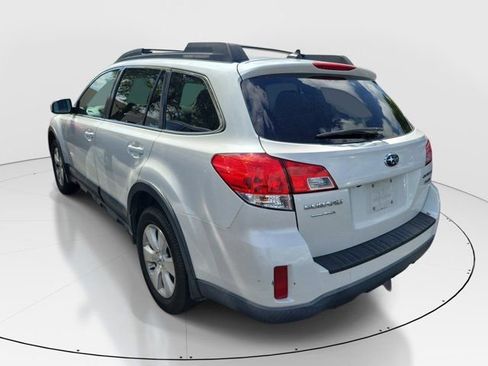 Used 2012 Subaru Outback 3.6R Limited w/ Moonroof Pkg image 3
