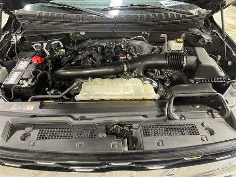 Used 2024 Ford Expedition Limited image 27