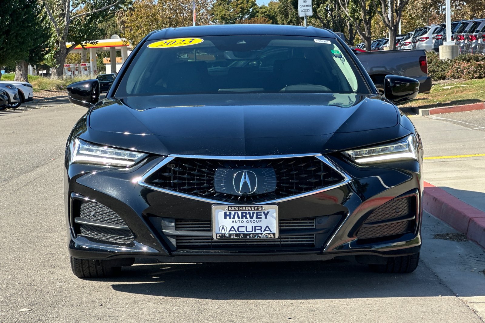 Used 2023 Acura TLX FWD image 9