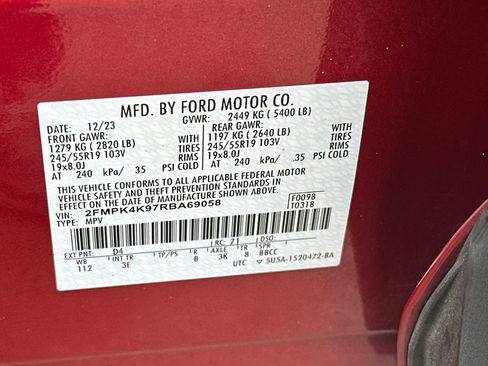 Used 2024 Ford Edge Titanium image 36