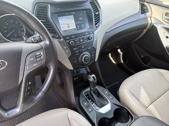 Used 2018 Hyundai Santa Fe Sport w/ 2.4L Tech Package 04 AWD/4WD image 30