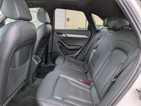 Used 2018 Audi Q3 2.0T Premium image 22