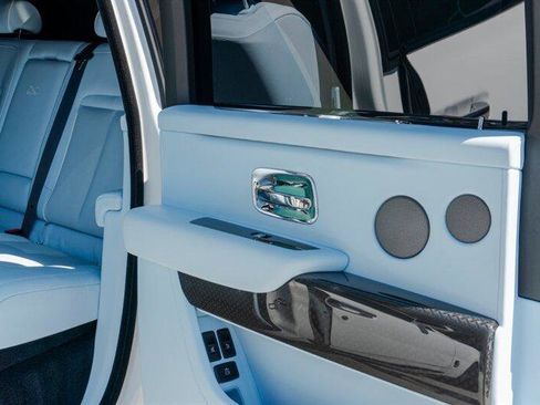 Used 2024 Rolls-Royce Cullinan Black Badge image 66