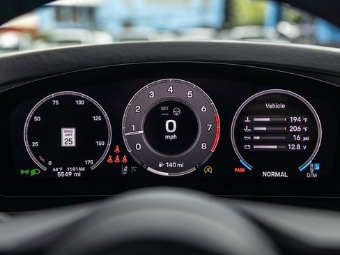 Certified 2025 Porsche Cayenne Coupe image 52