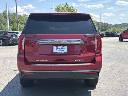 Used 2024 GMC Yukon AT4 w/ Technology Package image 11