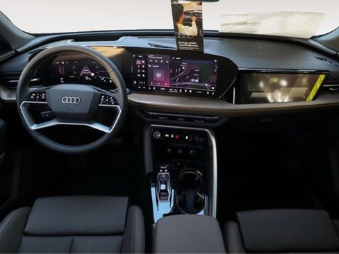 Used 2025 Audi Q5 Prestige AWD/4WD image 16