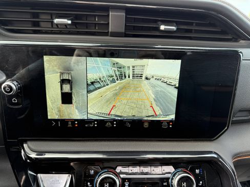 Used 2024 GMC Sierra 2500 AT4 w/ AT4 Premium Plus Package image 29