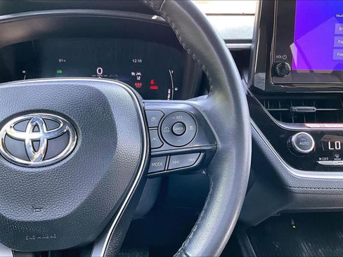 Used 2026 Toyota Corolla Cross SE image 24