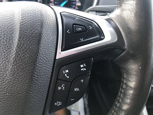 Used 2016 Ford Fusion SE w/ Equipment Group 202A FWD image 15