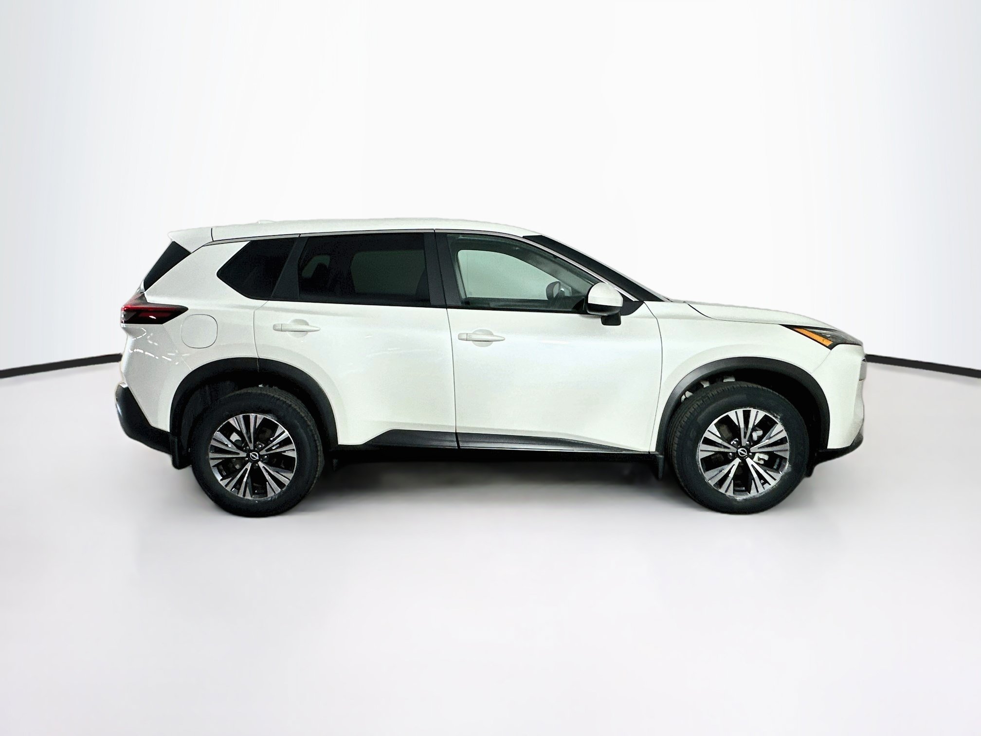 Used 2023 Nissan Rogue SV FWD image 10