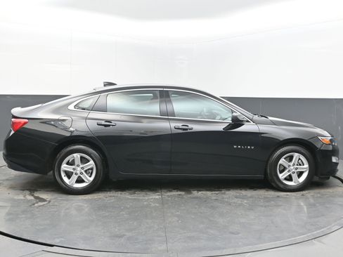 Used 2024 Chevrolet Malibu LT image 8