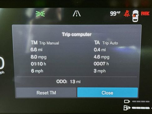 New 2026 Volvo XC60 T8 Plus w/ Protection Package Premier AWD/4WD image 12