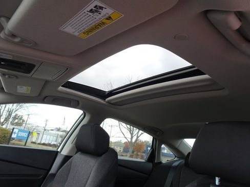 Used 2024 Honda Accord EX image 12