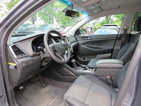 Used 2016 Hyundai Tucson SE w/ Option Group 02 AWD/4WD image 2