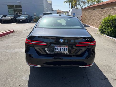 Used 2026 BMW 530i w/ Premium Package image 11
