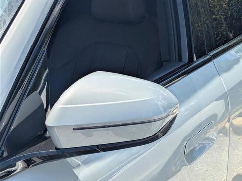 Certified 2025 BMW X3 xDrive30i w/ Premium Package image 13