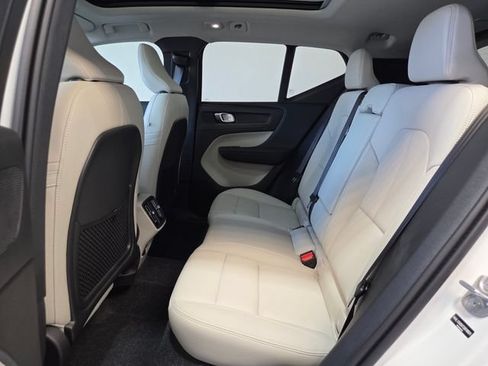 New 2026 Volvo XC40 B5 Plus w/ Protection Package Premier AWD/4WD image 14