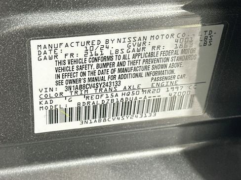 Used 2025 Nissan Sentra SV FWD image 12