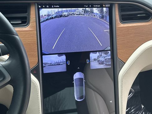 Used 2020 Tesla Model X Long Range image 20