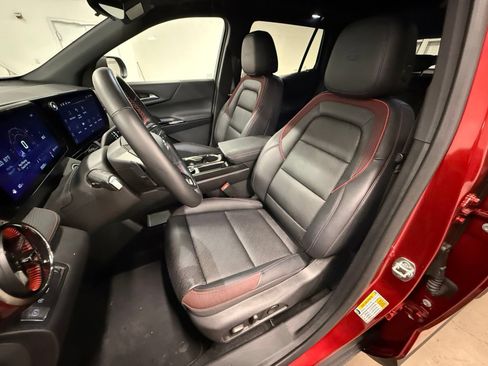 Used 2025 Chevrolet Equinox RS w/ Safety and Technology Package FWD image 19