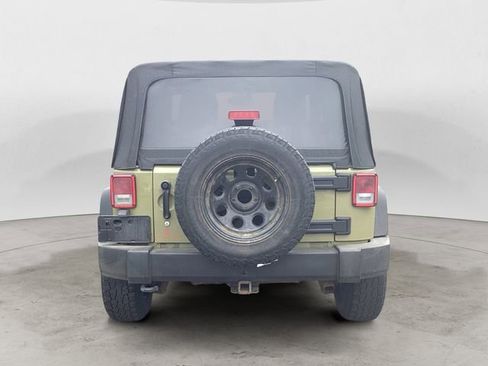 Used 2013 Jeep Wrangler Sahara w/ Connectivity Group AWD/4WD image 4