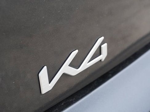 Used 2025 Kia K4 EX FWD image 45