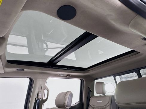 Used 2026 Ford F450 Platinum w/ Platinum Plus Package image 26