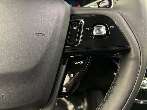 New 2026 Lincoln Corsair Premiere image 18