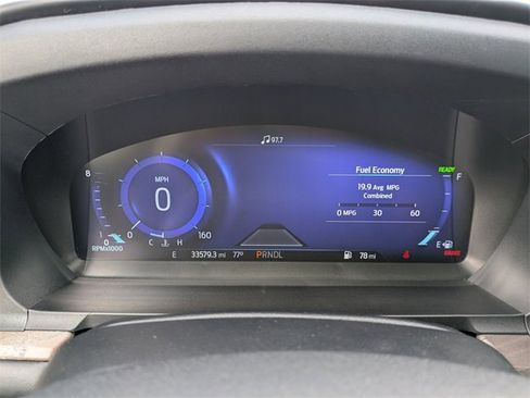 Used 2022 Ford Explorer Platinum w/ Technology Package image 34