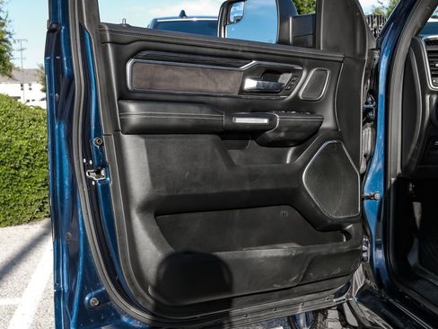 Used 2023 RAM 1500 Laramie AWD/4WD image 45