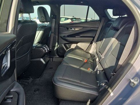 Used 2024 Chevrolet Blazer EV LT image 25