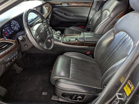 Used 2019 Genesis G90 5.0 Ultimate image 10