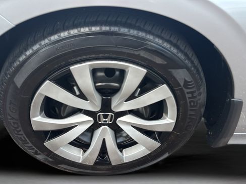 Certified 2026 Honda Civic LX image 30