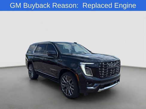 Used 2025 GMC Yukon Denali Ultimate AWD/4WD image 8