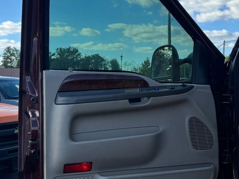 Used 2002 Ford F350 XLT image 13