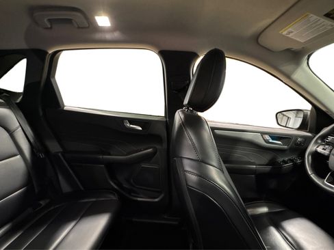 Used 2024 Ford Escape Platinum AWD/4WD image 44