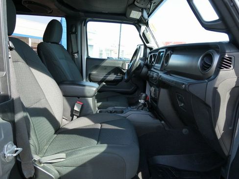 Used 2021 Jeep Wrangler Sport image 13