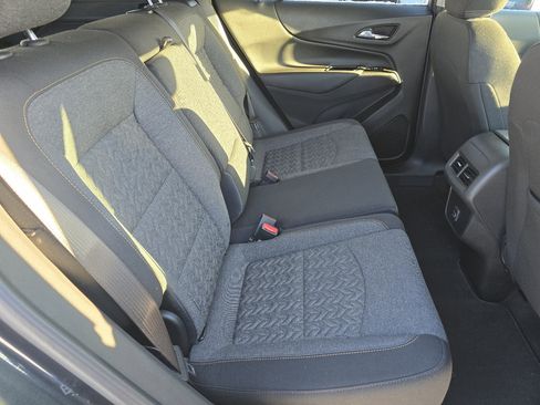 Used 2022 Chevrolet Equinox LT image 25